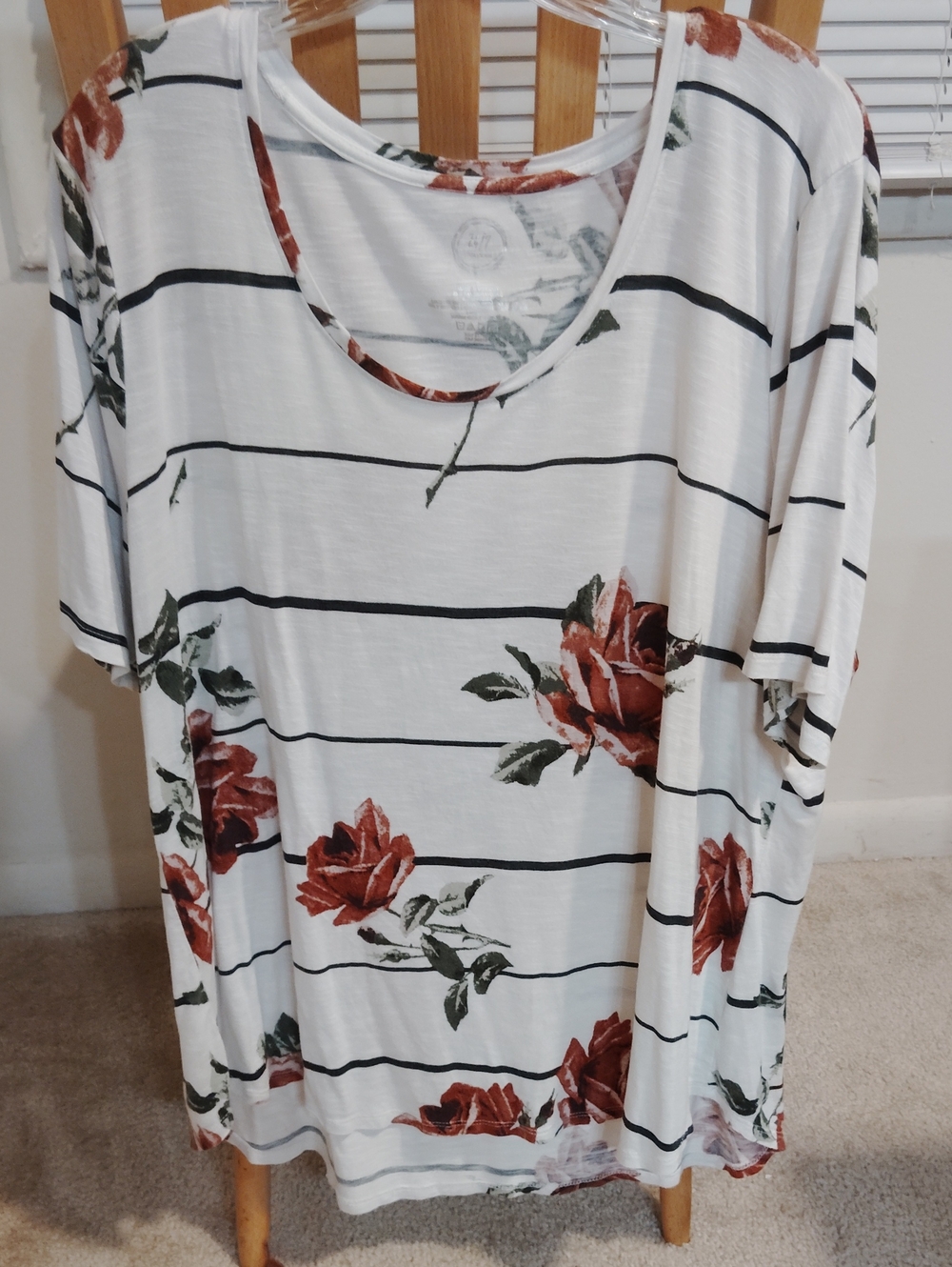 Maurices White Scoop Neck Tee with Black Stripes & Red Rose Print